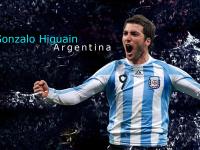 凯恩迎来十二赛季出色发挥，法国队观众热烈欢呼！赛场气氛高涨